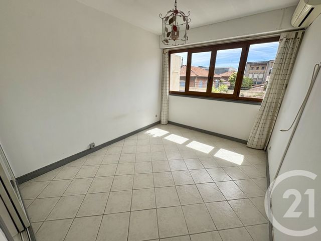 Appartement F2 à vendre - 2 pièces - 52.91 m2 - NIMES - 30 - LANGUEDOC-ROUSSILLON - Century 21 Dhuoda