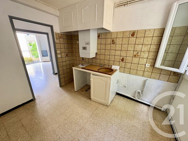 Appartement F4 à vendre - 4 pièces - 66.5 m2 - NIMES - 30 - LANGUEDOC-ROUSSILLON - Century 21 Dhuoda