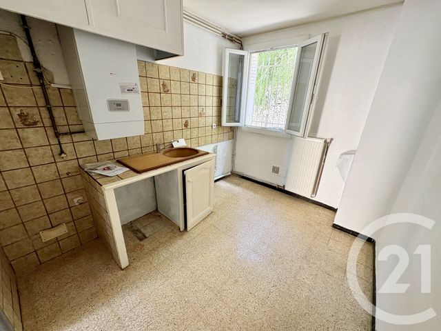 Appartement F4 à vendre - 4 pièces - 66.5 m2 - NIMES - 30 - LANGUEDOC-ROUSSILLON - Century 21 Dhuoda