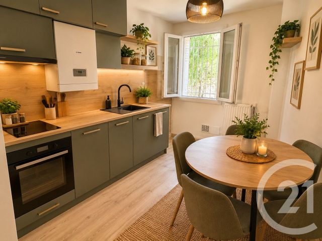 Appartement F4 à vendre - 4 pièces - 66.5 m2 - NIMES - 30 - LANGUEDOC-ROUSSILLON - Century 21 Dhuoda