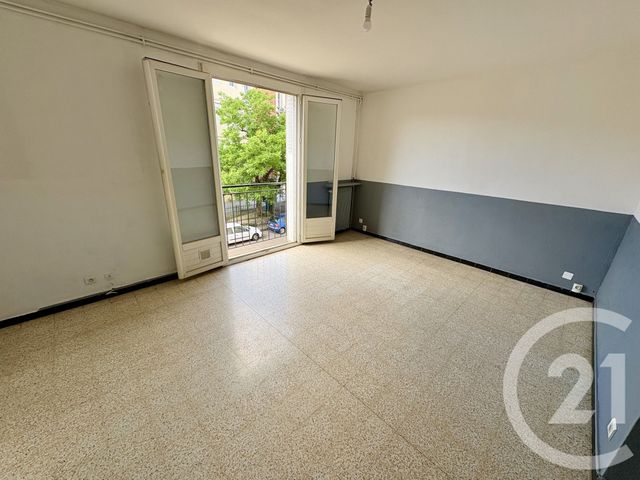 Appartement F4 à vendre - 4 pièces - 66.5 m2 - NIMES - 30 - LANGUEDOC-ROUSSILLON - Century 21 Dhuoda