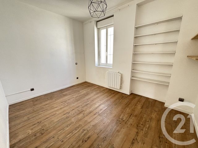 Appartement T3 à louer - 3 pièces - 52.27 m2 - NIMES - 30 - LANGUEDOC-ROUSSILLON - Century 21 Dhuoda
