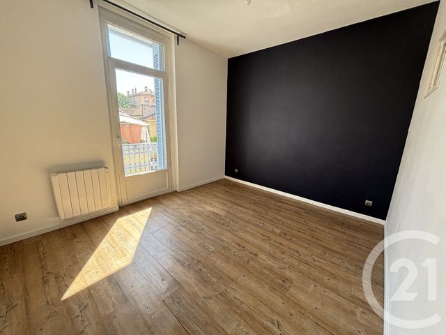 Appartement T3 à louer - 3 pièces - 52.27 m2 - NIMES - 30 - LANGUEDOC-ROUSSILLON - Century 21 Dhuoda