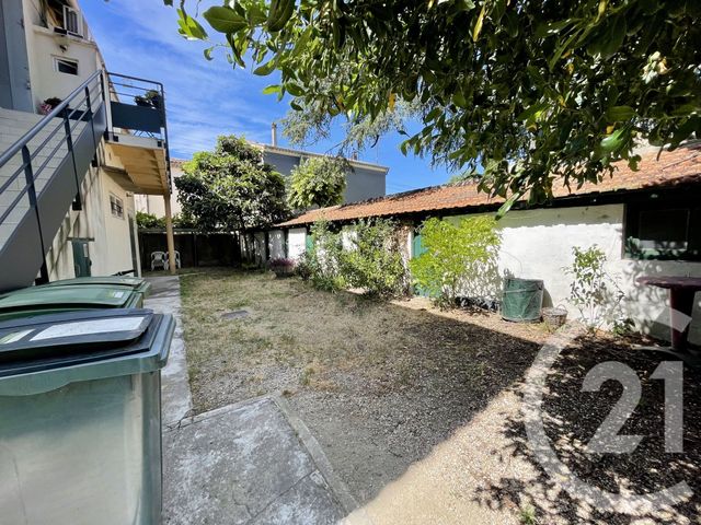 Appartement T3 à vendre - 3 pièces - 56.9 m2 - NIMES - 30 - LANGUEDOC-ROUSSILLON - Century 21 Dhuoda