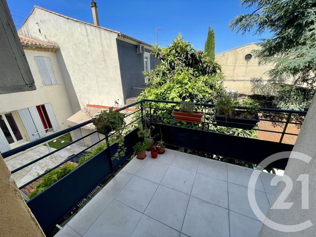 Appartement T3 à vendre - 3 pièces - 56.9 m2 - NIMES - 30 - LANGUEDOC-ROUSSILLON - Century 21 Dhuoda