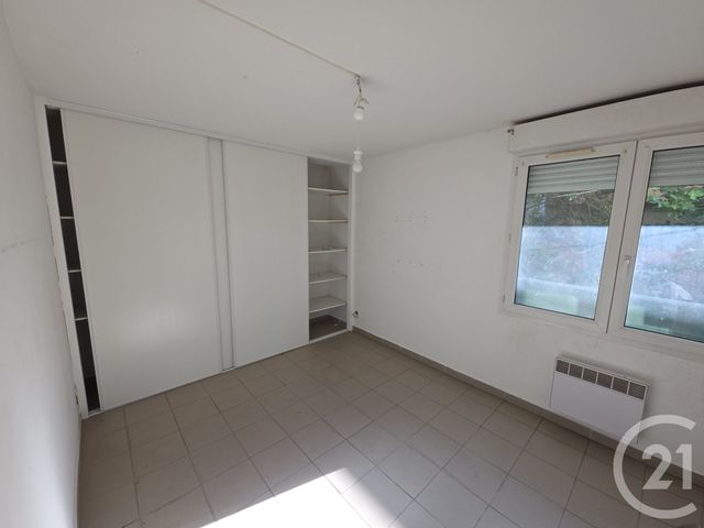 Appartement T3 à vendre - 3 pièces - 57.12 m2 - NIMES - 30 - LANGUEDOC-ROUSSILLON - Century 21 Dhuoda