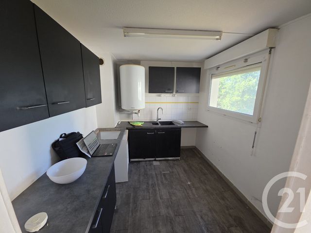 Appartement T3 à vendre - 3 pièces - 57.12 m2 - NIMES - 30 - LANGUEDOC-ROUSSILLON - Century 21 Dhuoda