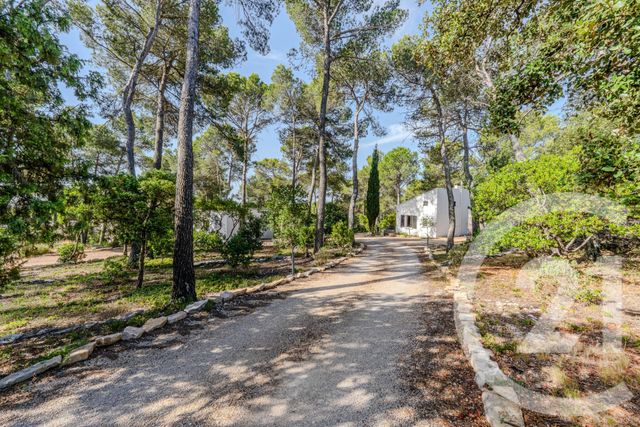 maison à vendre - 9 pièces - 249.74 m2 - NIMES - 30 - LANGUEDOC-ROUSSILLON - Century 21 Dhuoda