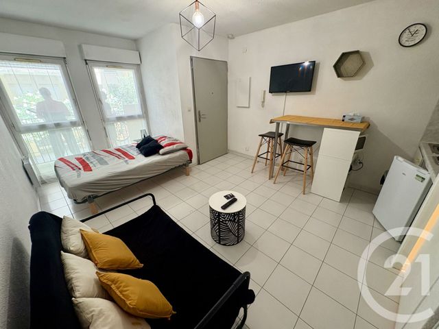 Appartement F1 à vendre - 1 pièce - 19.0 m2 - NIMES - 30 - LANGUEDOC-ROUSSILLON - Century 21 Dhuoda