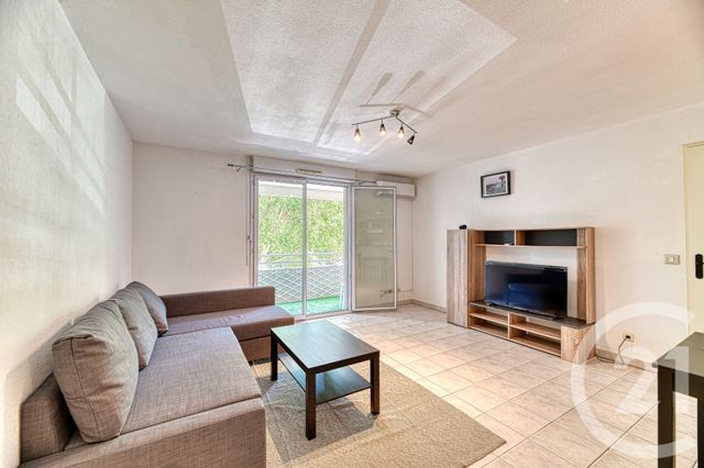 Appartement T2 à louer - 2 pièces - 50.92 m2 - NIMES - 30 - LANGUEDOC-ROUSSILLON - Century 21 Dhuoda