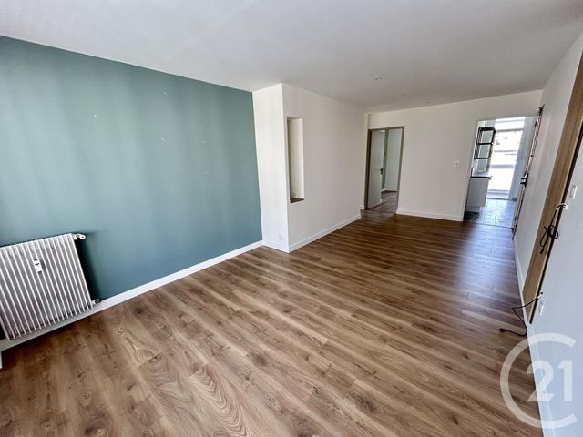 Appartement F5 à louer - 5 pièces - 88.33 m2 - NIMES - 30 - LANGUEDOC-ROUSSILLON - Century 21 Dhuoda