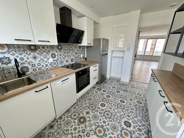Appartement F5 à louer - 5 pièces - 88.33 m2 - NIMES - 30 - LANGUEDOC-ROUSSILLON - Century 21 Dhuoda