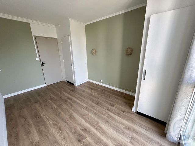 Appartement F5 à louer - 5 pièces - 88.33 m2 - NIMES - 30 - LANGUEDOC-ROUSSILLON - Century 21 Dhuoda