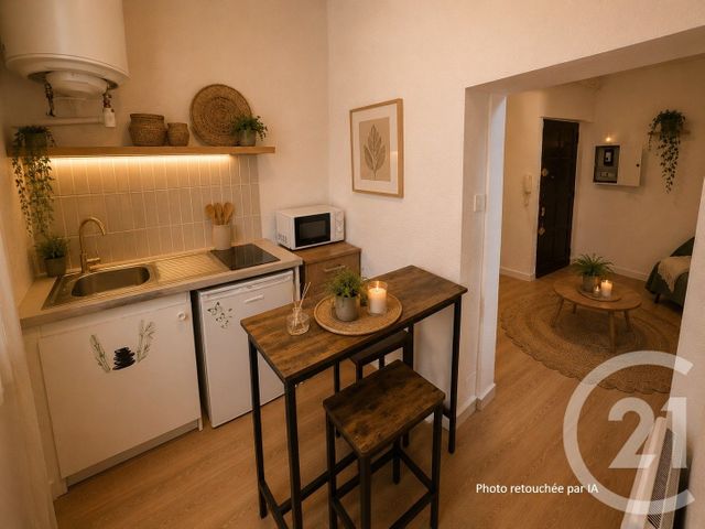 Appartement F1 à vendre - 1 pièce - 22.2 m2 - NIMES - 30 - LANGUEDOC-ROUSSILLON - Century 21 Dhuoda
