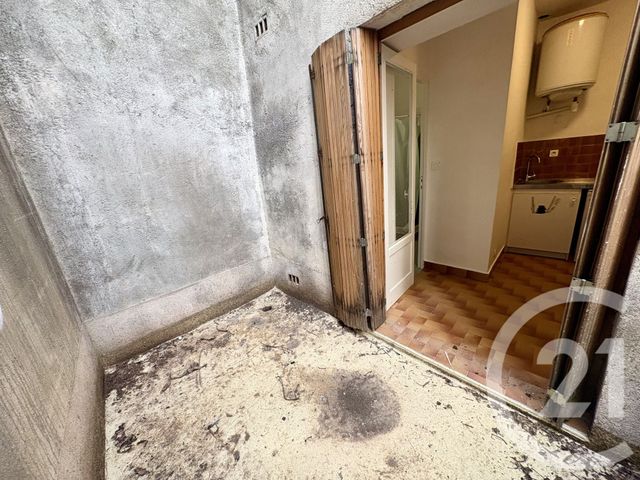 Appartement F1 à vendre - 1 pièce - 22.2 m2 - NIMES - 30 - LANGUEDOC-ROUSSILLON - Century 21 Dhuoda
