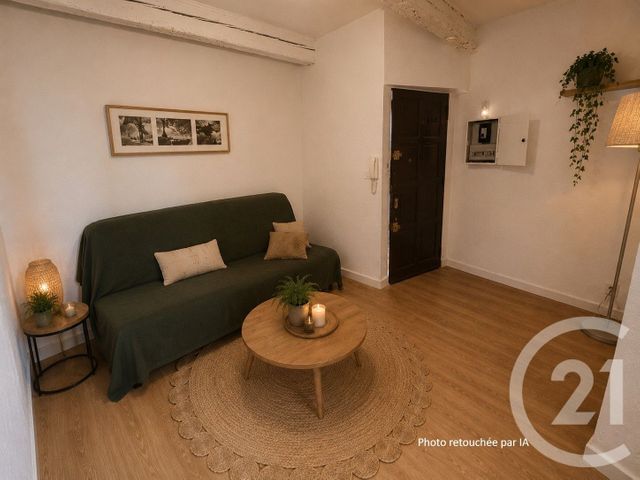 Appartement F1 à vendre - 1 pièce - 22.2 m2 - NIMES - 30 - LANGUEDOC-ROUSSILLON - Century 21 Dhuoda