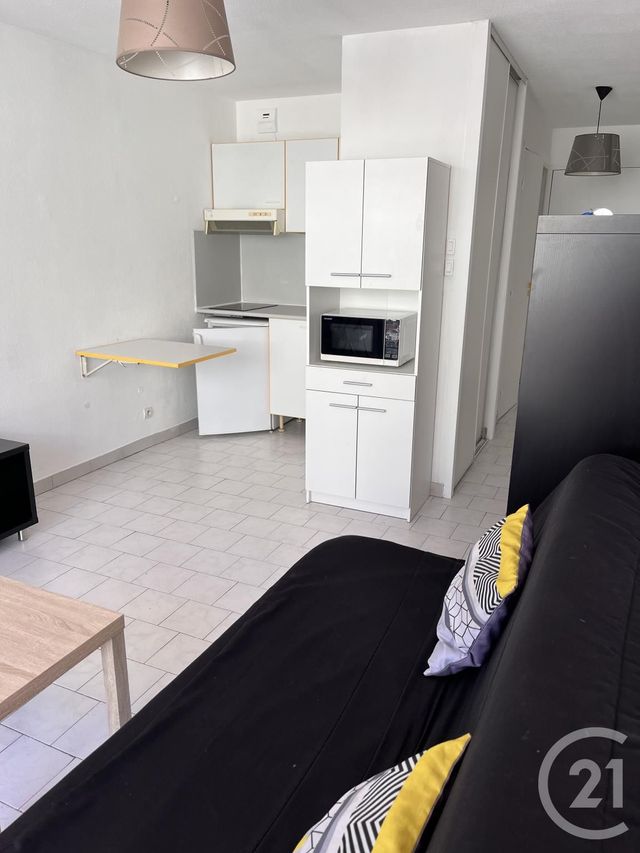 Appartement Studio à louer - 1 pièce - 21.08 m2 - NIMES - 30 - LANGUEDOC-ROUSSILLON - Century 21 Dhuoda