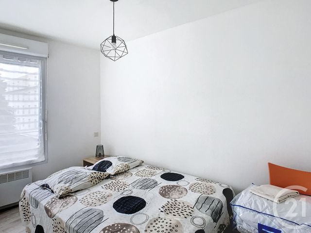 Appartement T2 à louer - 2 pièces - 32.4 m2 - NIMES - 30 - LANGUEDOC-ROUSSILLON - Century 21 Dhuoda