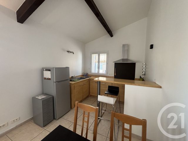 Appartement Duplex à louer - 2 pièces - 44.75 m2 - NIMES - 30 - LANGUEDOC-ROUSSILLON - Century 21 Dhuoda