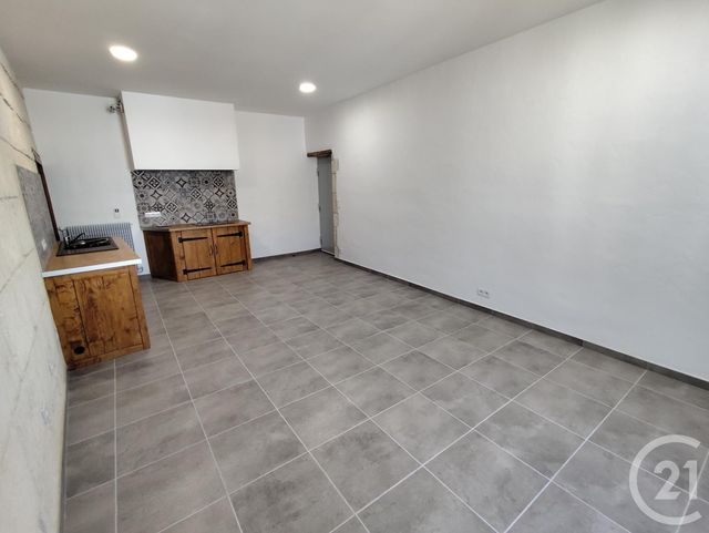 Appartement T3 à louer - 3 pièces - 50.89 m2 - NIMES - 30 - LANGUEDOC-ROUSSILLON - Century 21 Dhuoda