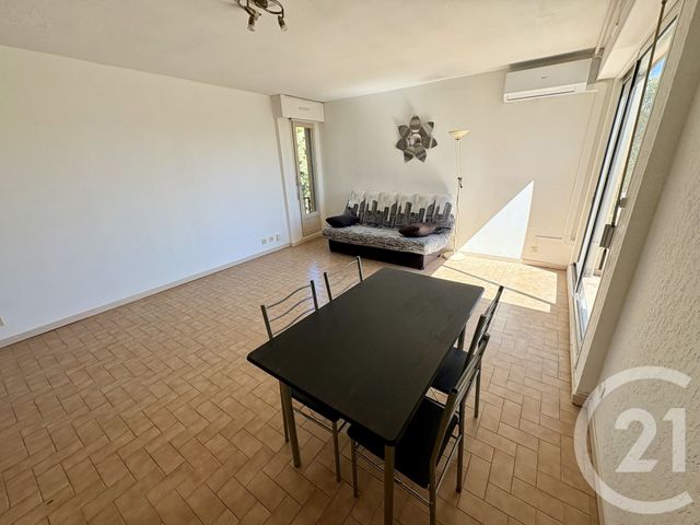 Appartement F1 à vendre - 1 pièce - 33.85 m2 - NIMES - 30 - LANGUEDOC-ROUSSILLON - Century 21 Dhuoda