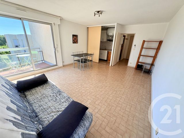 Appartement F1 à vendre - 1 pièce - 33.85 m2 - NIMES - 30 - LANGUEDOC-ROUSSILLON - Century 21 Dhuoda