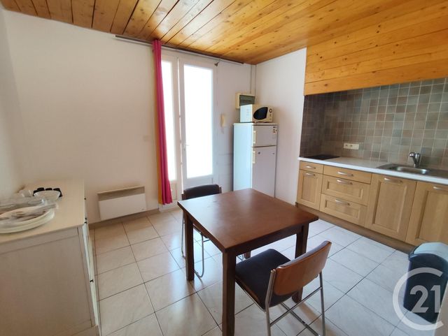 Appartement T2 à louer - 2 pièces - 28.09 m2 - NIMES - 30 - LANGUEDOC-ROUSSILLON - Century 21 Dhuoda