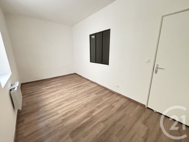 Appartement T3 à louer - 3 pièces - 50.98 m2 - NIMES - 30 - LANGUEDOC-ROUSSILLON - Century 21 Dhuoda