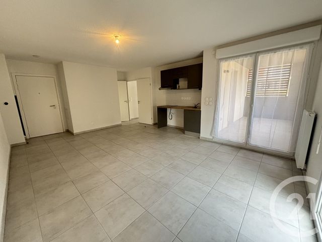 Appartement T3 à louer - 3 pièces - 54.64 m2 - NIMES - 30 - LANGUEDOC-ROUSSILLON - Century 21 Dhuoda