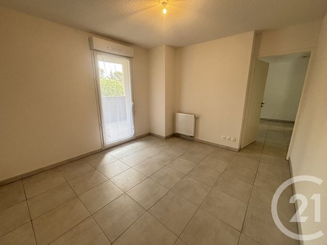 Appartement T3 à louer - 3 pièces - 54.64 m2 - NIMES - 30 - LANGUEDOC-ROUSSILLON - Century 21 Dhuoda
