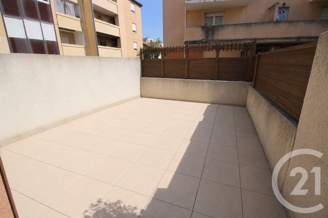Appartement F4 à vendre - 4 pièces - 72.0 m2 - NIMES - 30 - LANGUEDOC-ROUSSILLON - Century 21 Dhuoda