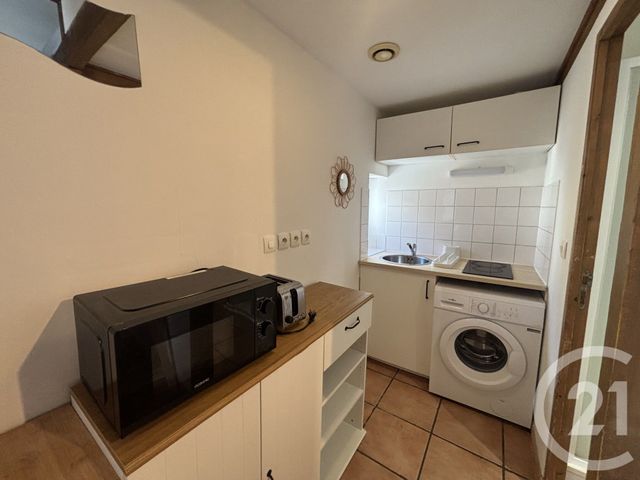 Appartement Studio à louer - 1 pièce - 17.39 m2 - NIMES - 30 - LANGUEDOC-ROUSSILLON - Century 21 Dhuoda