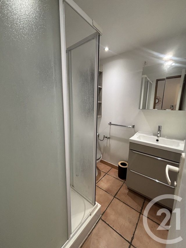 Appartement Studio à louer - 1 pièce - 17.39 m2 - NIMES - 30 - LANGUEDOC-ROUSSILLON - Century 21 Dhuoda