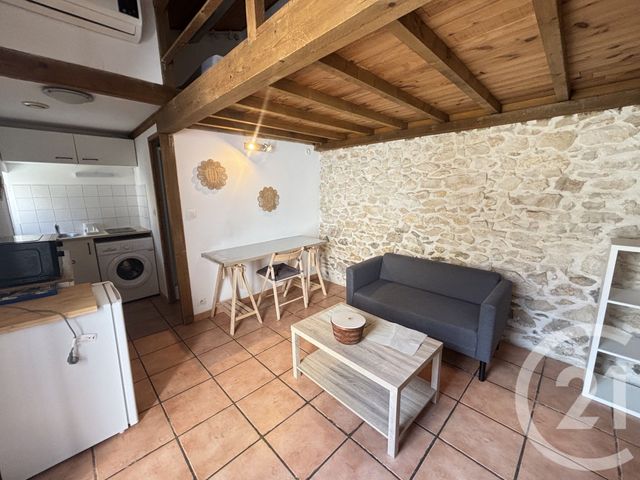 Appartement Studio à louer - 1 pièce - 17.39 m2 - NIMES - 30 - LANGUEDOC-ROUSSILLON - Century 21 Dhuoda