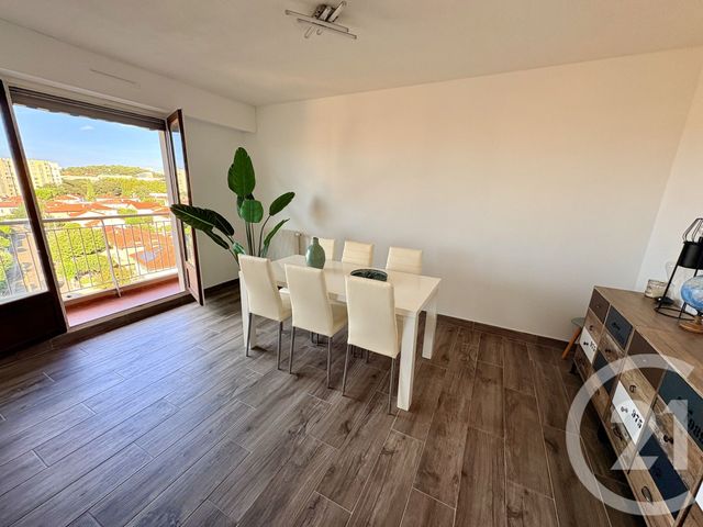 Appartement F4 à vendre - 4 pièces - 95.62 m2 - NIMES - 30 - LANGUEDOC-ROUSSILLON - Century 21 Dhuoda
