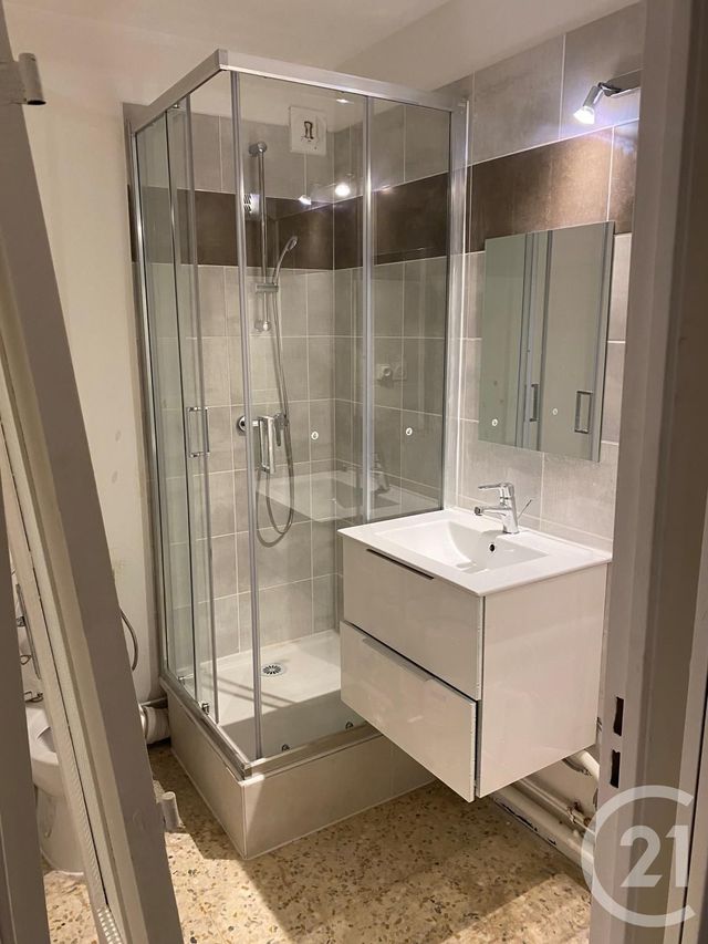 Appartement Studio à louer - 1 pièce - 26.07 m2 - NIMES - 30 - LANGUEDOC-ROUSSILLON - Century 21 Dhuoda