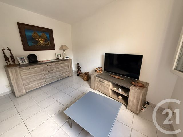 Appartement à vendre - 2 pièces - 41.3 m2 - GARONS - 30 - LANGUEDOC-ROUSSILLON - Century 21 Dhuoda