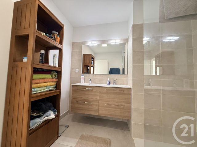 Appartement à vendre - 4 pièces - 88.41 m2 - NIMES - 30 - LANGUEDOC-ROUSSILLON - Century 21 Dhuoda