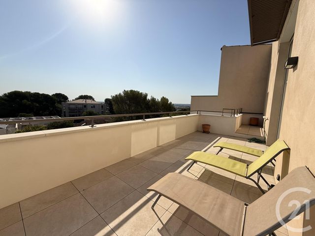 Appartement à vendre - 4 pièces - 88.41 m2 - NIMES - 30 - LANGUEDOC-ROUSSILLON - Century 21 Dhuoda