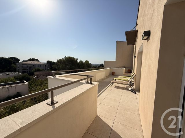 Appartement à vendre - 4 pièces - 88.41 m2 - NIMES - 30 - LANGUEDOC-ROUSSILLON - Century 21 Dhuoda