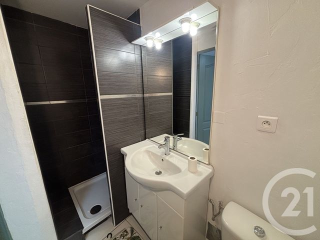 Appartement T2 à louer - 2 pièces - 39.17 m2 - NIMES - 30 - LANGUEDOC-ROUSSILLON - Century 21 Dhuoda