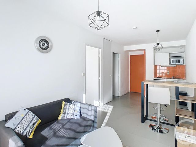 Appartement T2 à louer - 2 pièces - 29.47 m2 - NIMES - 30 - LANGUEDOC-ROUSSILLON - Century 21 Dhuoda