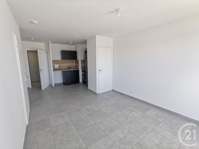 Appartement T2 à louer - 2 pièces - 39.01 m2 - NIMES - 30 - LANGUEDOC-ROUSSILLON - Century 21 Dhuoda