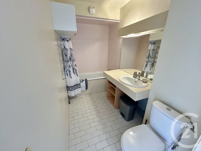 Appartement F1 à louer - 1 pièce - 22.71 m2 - NIMES - 30 - LANGUEDOC-ROUSSILLON - Century 21 Dhuoda
