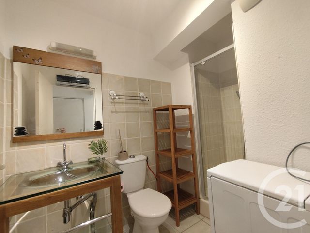 Appartement T2 à louer - 2 pièces - 32.41 m2 - NIMES - 30 - LANGUEDOC-ROUSSILLON - Century 21 Dhuoda