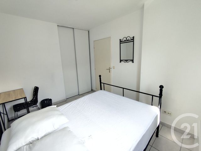 Appartement T2 à louer - 2 pièces - 32.41 m2 - NIMES - 30 - LANGUEDOC-ROUSSILLON - Century 21 Dhuoda