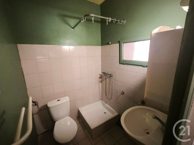 Appartement F1 à vendre - 1 pièce - 30.29 m2 - NIMES - 30 - LANGUEDOC-ROUSSILLON - Century 21 Dhuoda