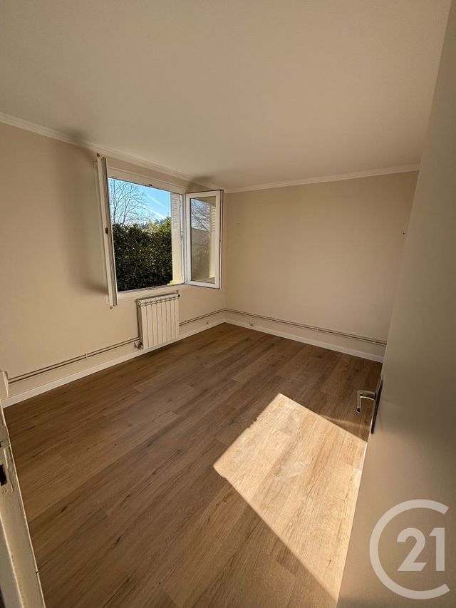 Appartement F5 à vendre - 5 pièces - 81.22 m2 - NIMES - 30 - LANGUEDOC-ROUSSILLON - Century 21 Dhuoda
