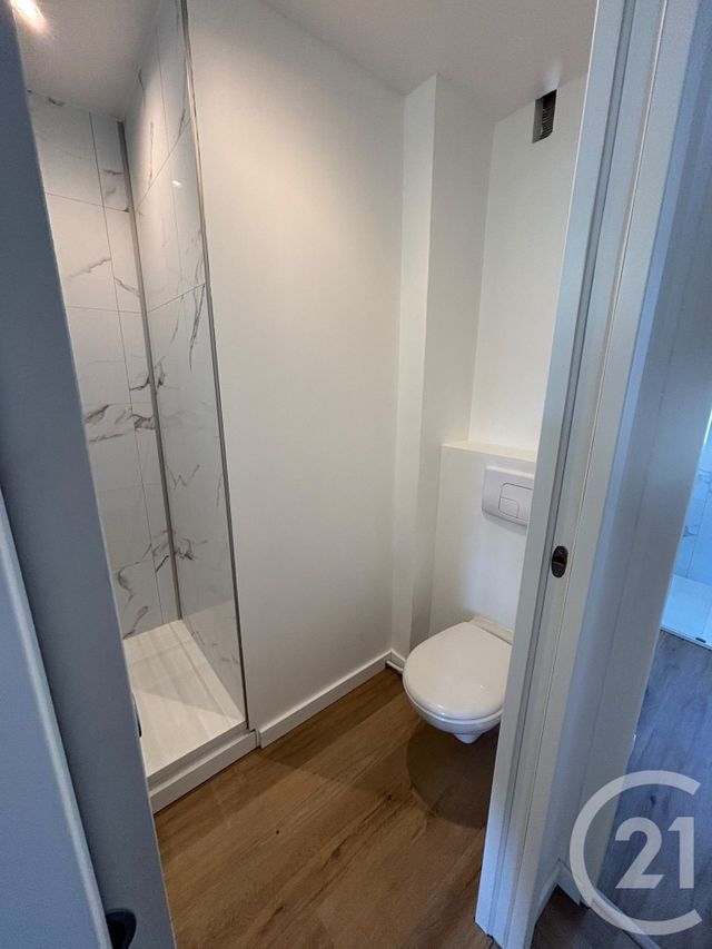 Appartement F5 à vendre - 5 pièces - 81.22 m2 - NIMES - 30 - LANGUEDOC-ROUSSILLON - Century 21 Dhuoda
