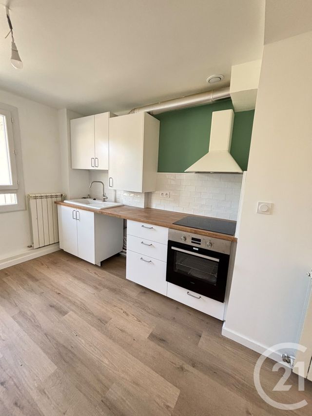 Appartement F5 à vendre - 5 pièces - 81.22 m2 - NIMES - 30 - LANGUEDOC-ROUSSILLON - Century 21 Dhuoda